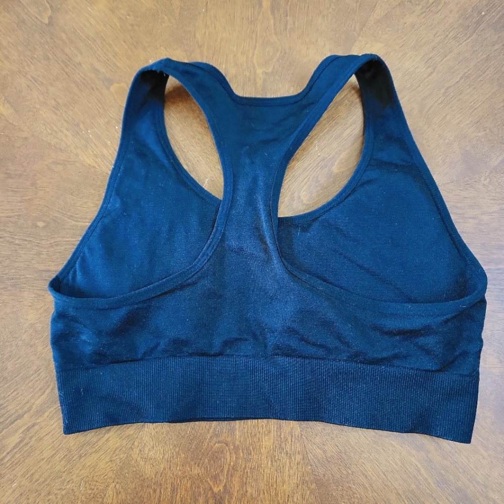 REEBOK SPORTS BRA BNWOT - Picture 2 of 3
